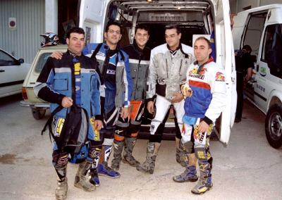 20080604135317-kraken-team.jpg